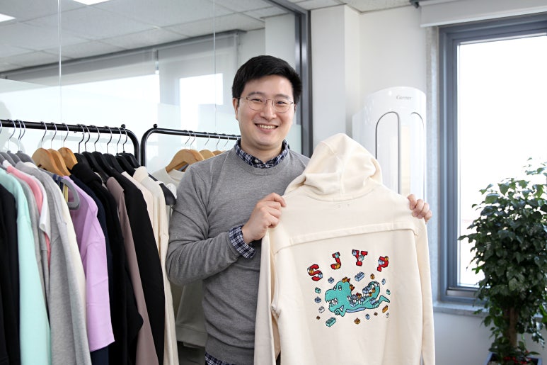 디자이노블 신기영 대표.[사진=한양대동문학회보]