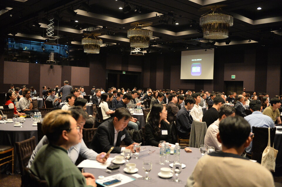 77회 기업가정신 포럼에는 스타트업 CEO 등 관계자 300여 명이 참석했다.[사진=(사)도전과나눔]