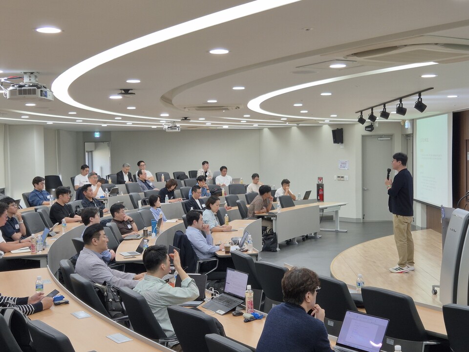 사진 : G&G School 7기 강연(연사 : 원티드랩 이복기 대표이사)